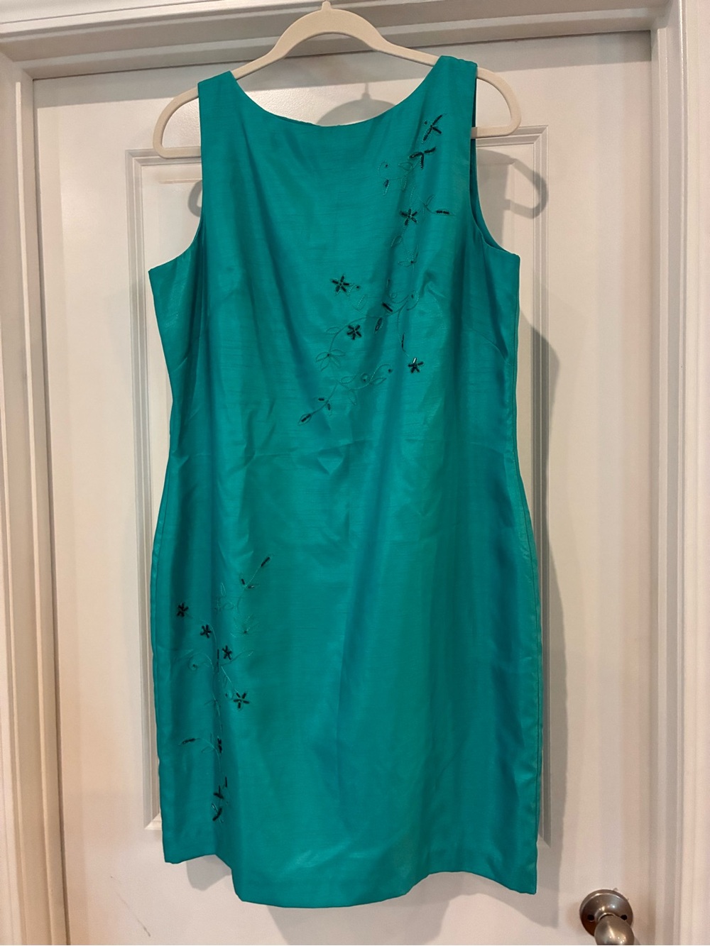 Vintage beaded Teal Embroidered Sleeveless Midi Dress